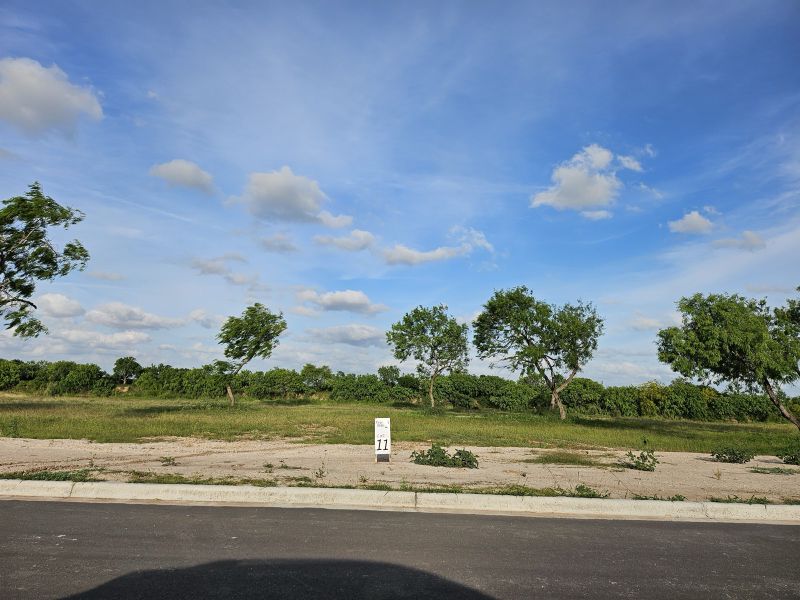 Photo of 1344 Giuseppe Verdi Ave at Lago Bello